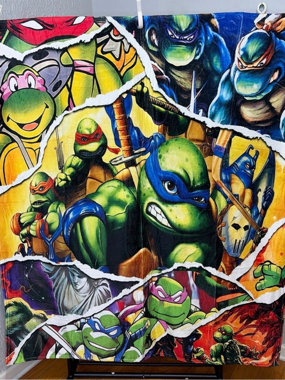 Teenage Mutant Ninja Turtles Graphic Throw Blanket - Green Multi-Character